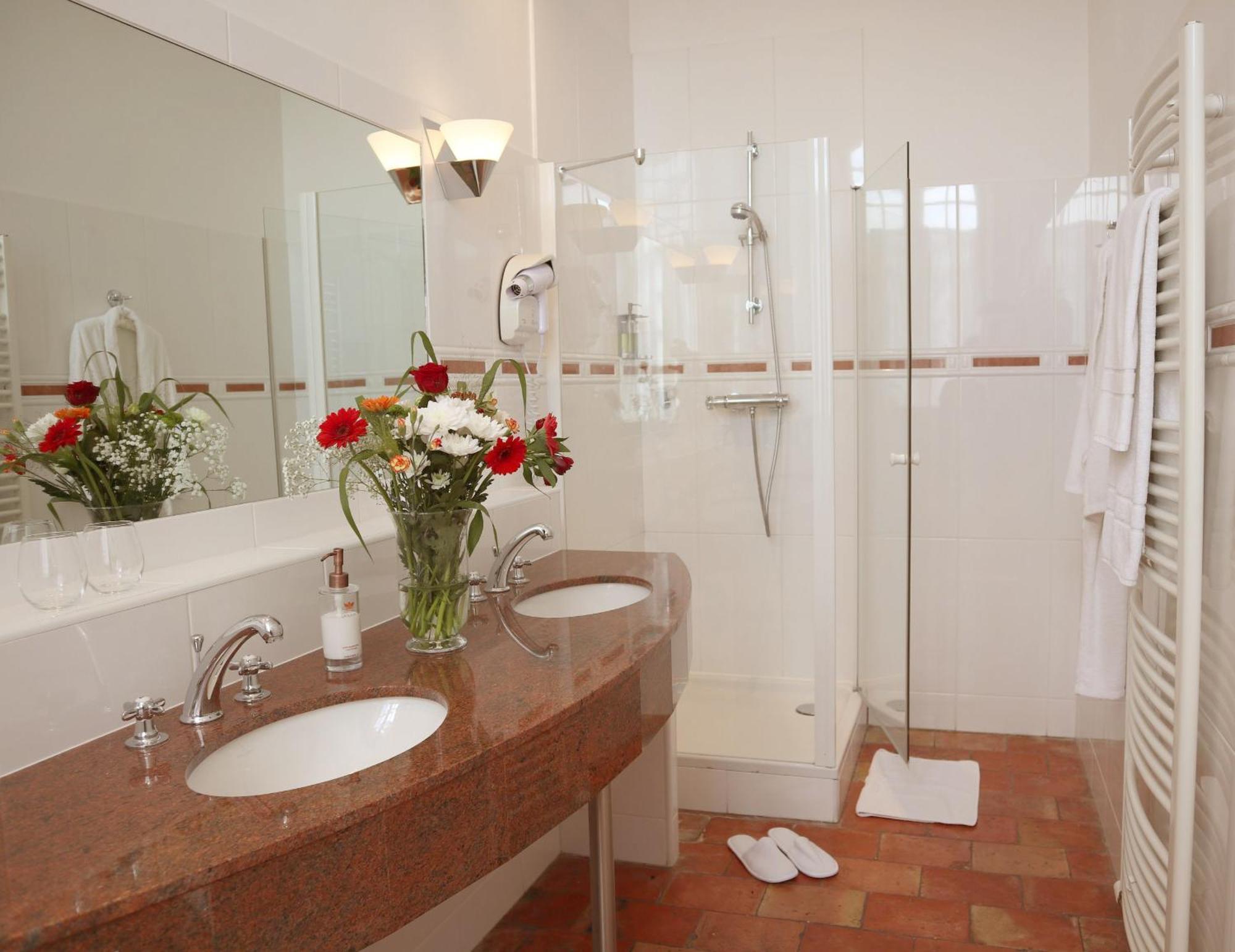 Relais Mira Peis Hotel Mirepoix  Bagian luar foto