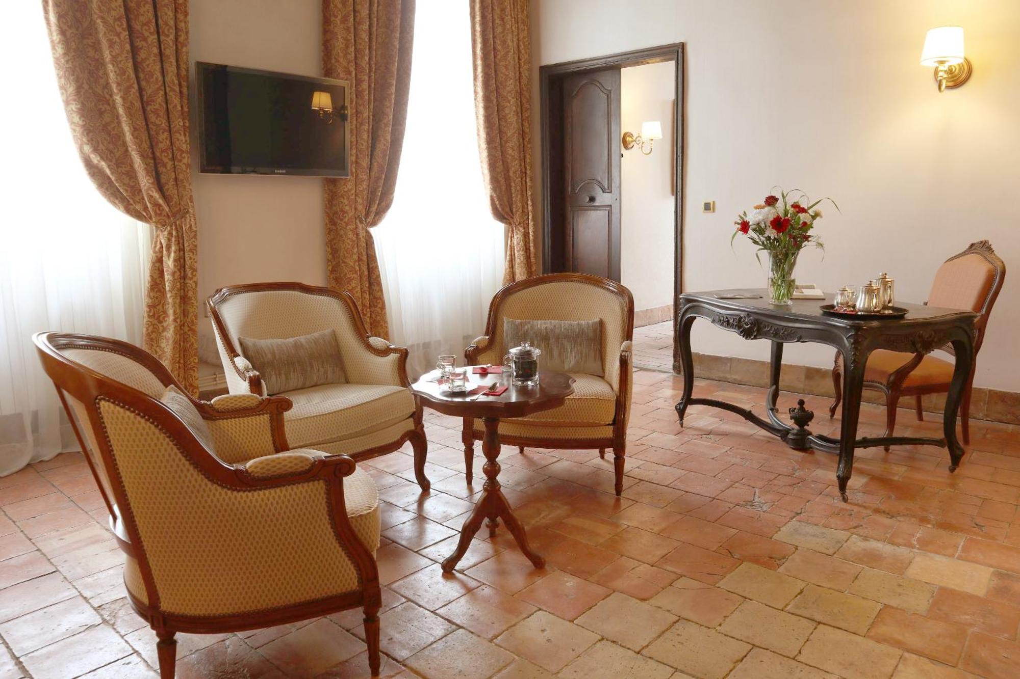 Relais Mira Peis Hotel Mirepoix  Bagian luar foto